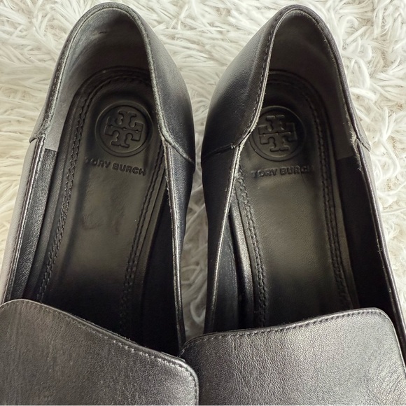 Tory Burch Jessa Black Leather Loafers and Gold Metal Horsehead Hardware Size 8 - Picture 6 of 9